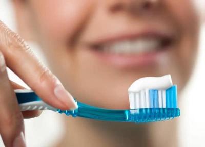 بهترین مسواک برای دندان های کامپوزیت و لمینت شده؛ نکات مهم برای جلوگیری از تغییر رنگ